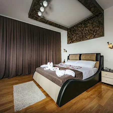 Ξενοδοχείο Trieste 3*