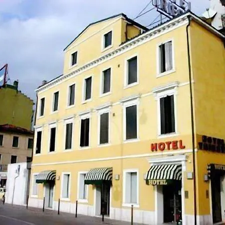 Hotel Trieste