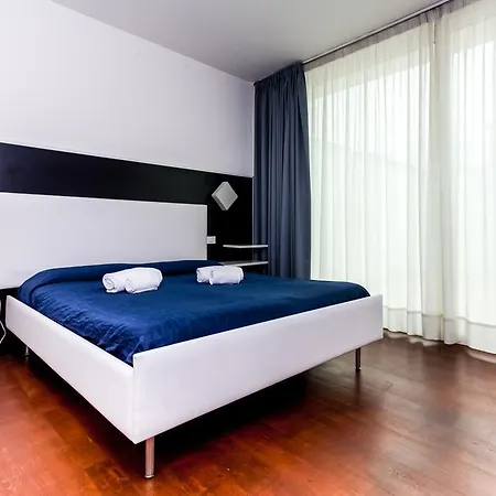 Trieste מלון 3*