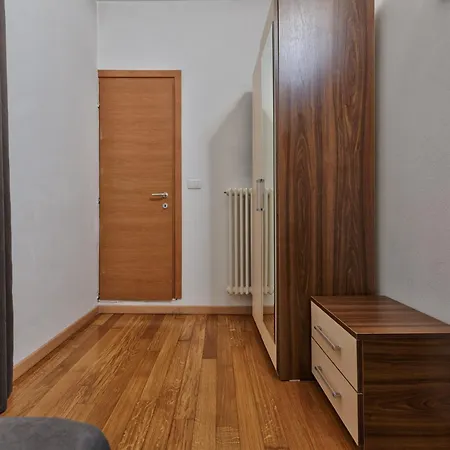 Trieste 3* מסטרה