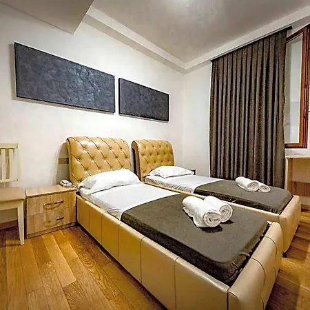 Trieste 3*