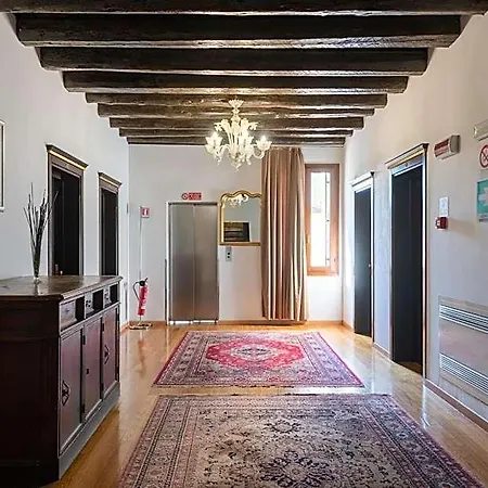Ξενοδοχείο Trieste 3*