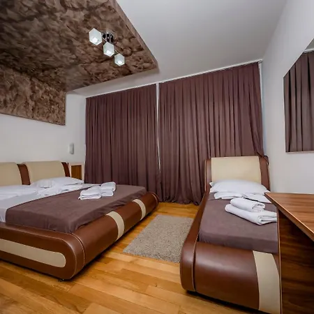 فندق Trieste ميستر